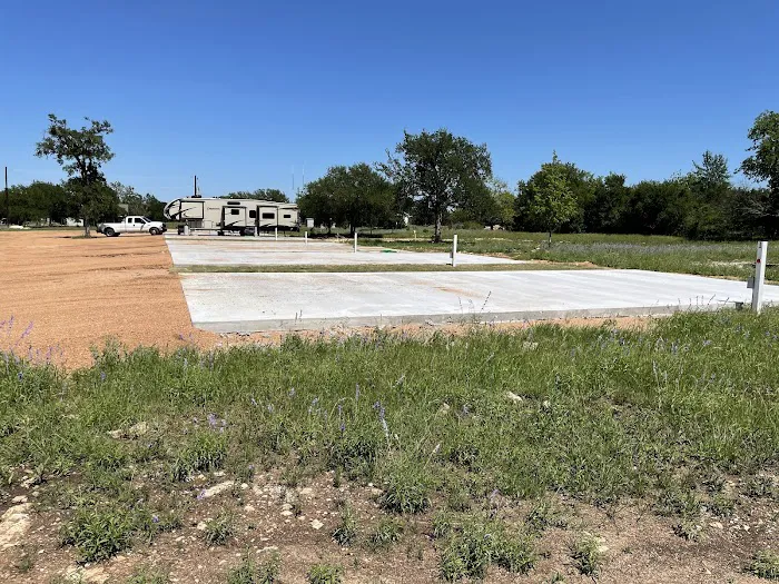 LBJ Property Rental R.V. Park Picture 10