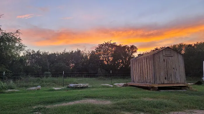 Lone Star RV Park Picture 3