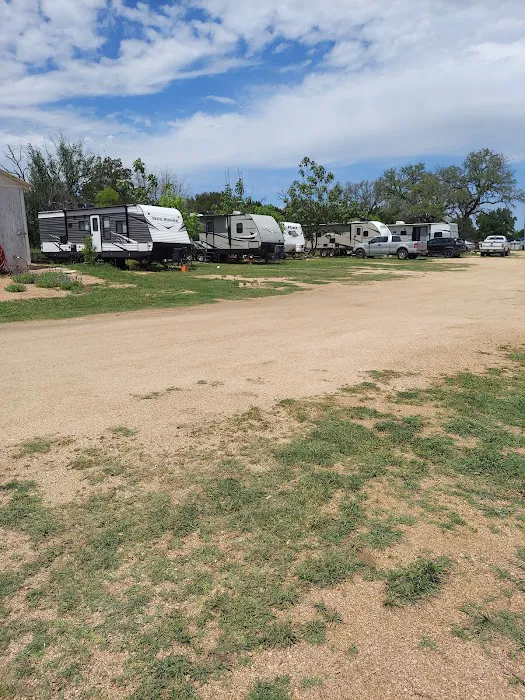 Lone Star RV Park Picture 7
