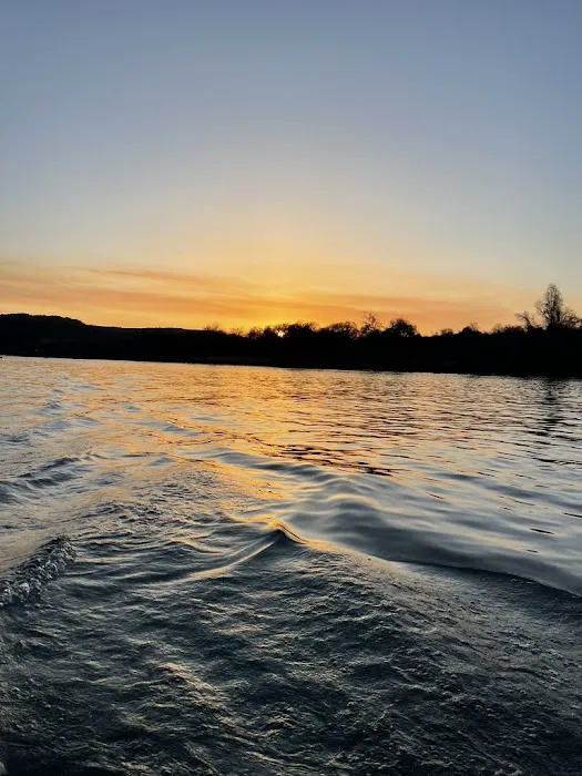 Riverbend RV Park / Lake Austin Picture 1