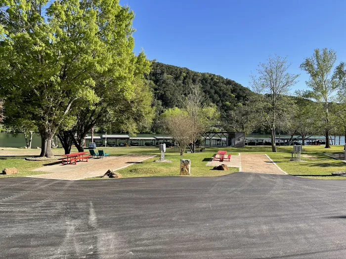Riverbend RV Park / Lake Austin Picture 3