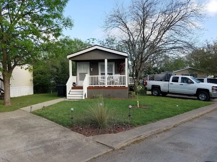 Forest Oaks Village Picture 9