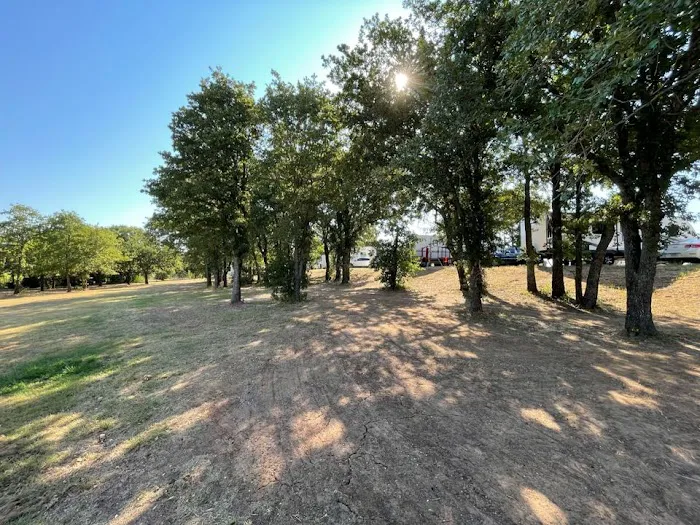 Route 81 RV Park Picture 9