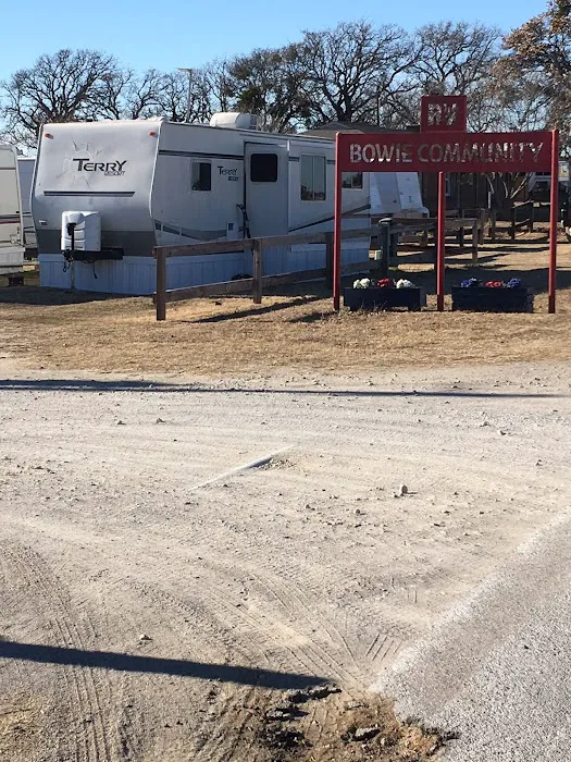 Bowie Community RV Park Picture 6