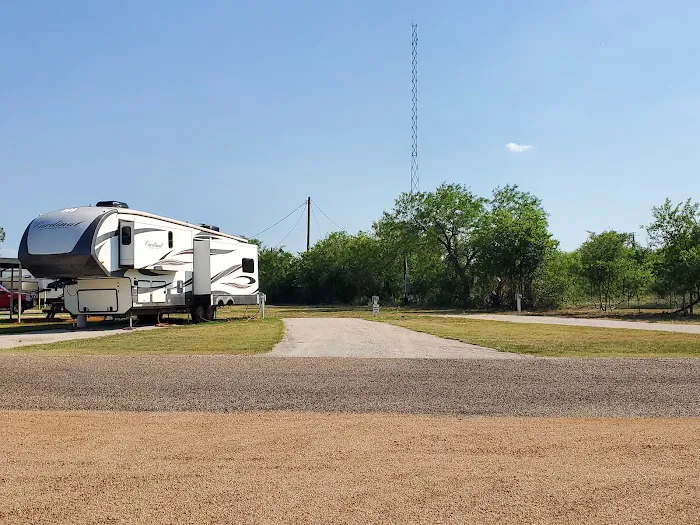 Back Forty RV Park Picture 6