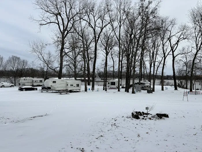 B & G RV Park & Rentals Picture 3