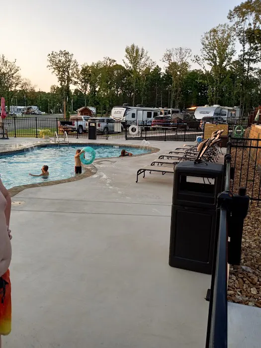 The Woodlands RV Resort Picture 1