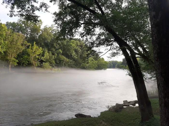 river rock rv storage Picture 1
