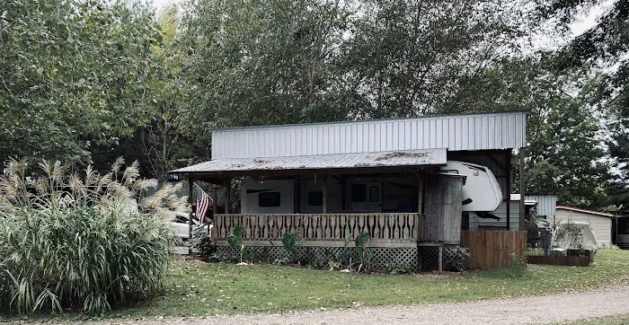 Heber Springs RV Park Picture 2