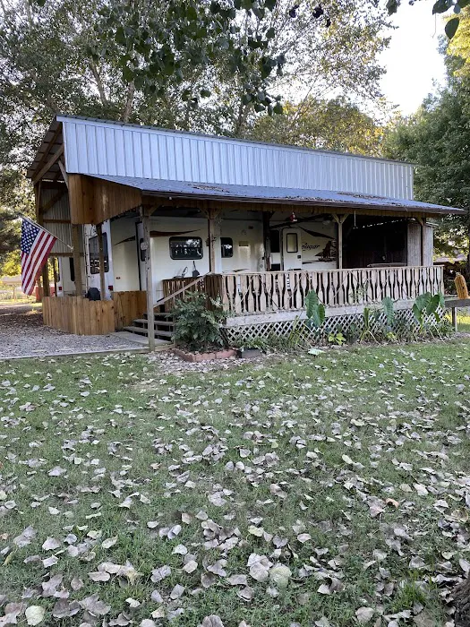 Heber Springs RV Park Picture 3