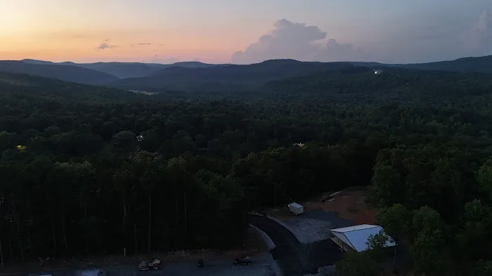 Dew Drop In RV Park Picture 2