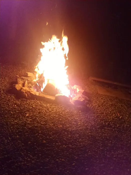 Cherokee RV Hideaway Picture 5