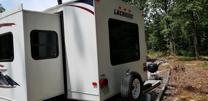 Cherokee RV Hideaway Picture 2