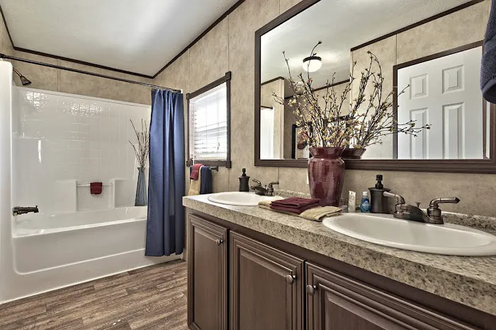 Lakeside Crossing - Manufactured Home Community Picture 5