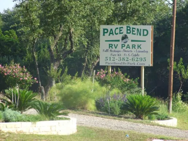 Pace Bend RV Park Picture 6