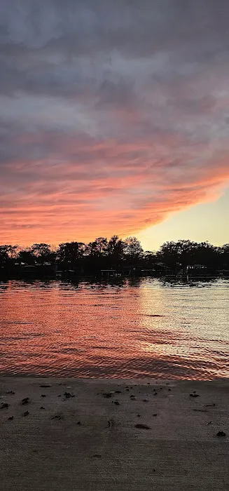 Lakeside RV Park - New Braunfels TX Picture 6