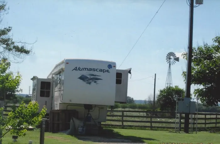 York Creek RV Park Picture 6