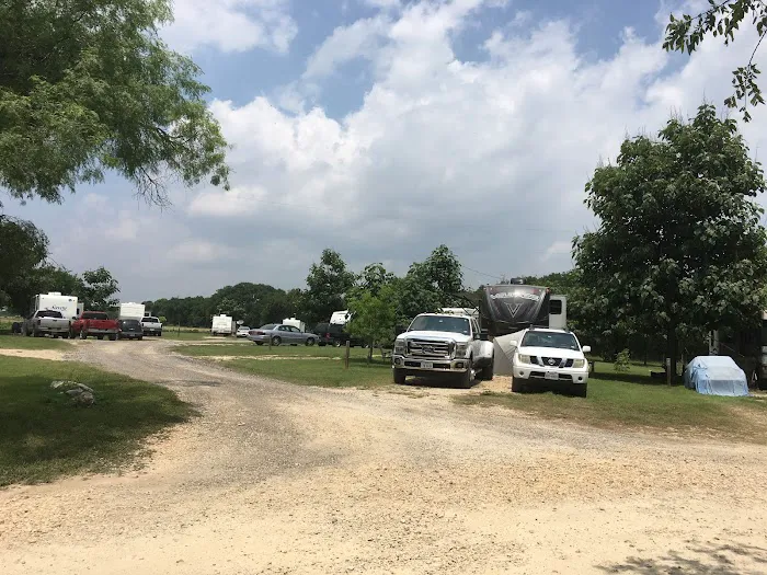 York Creek RV Park Picture 9