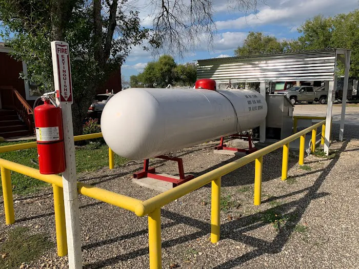 New Braunfels RV Park Picture 10