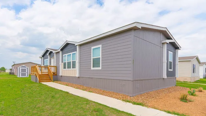 Comal Farms Picture 4