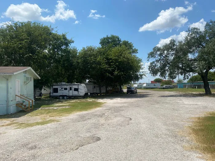 Pecan Grove RV Resorts Picture 1