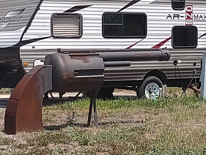 Pecan Grove RV Resorts Picture 3