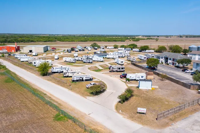 Kenedy Village RV Park Picture 5