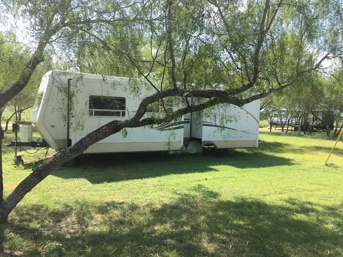 Kenedy Texas Country RV Park & Resort Ranch Picture 6