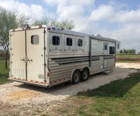 Kenedy Texas Country RV Park & Resort Ranch