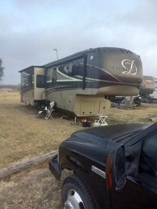 C Chandler's RV Park Picture 2