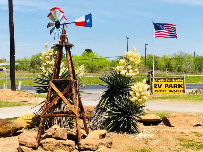 Cactus Country RV Park Picture 10