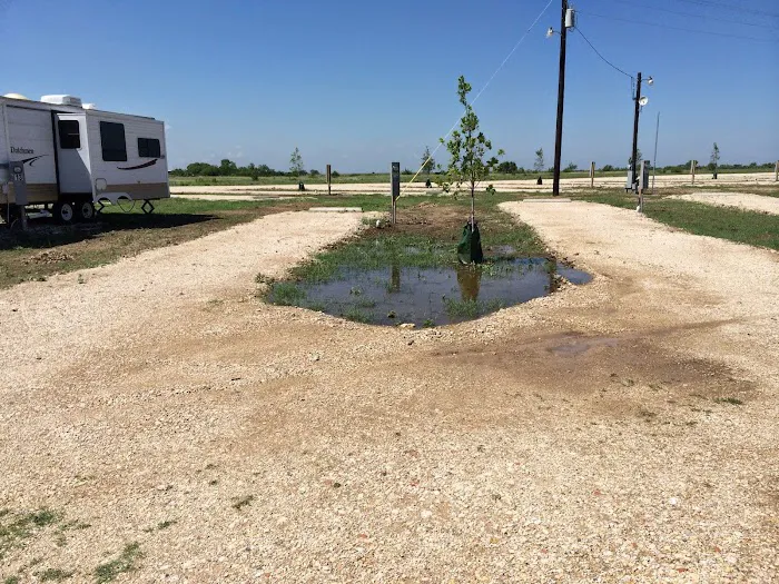 Crosstimber RV Park Picture 5