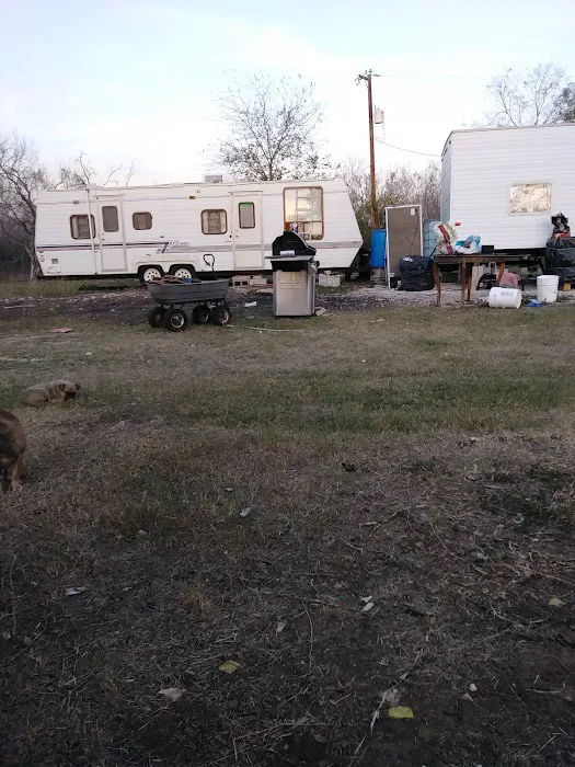 Easy Acres RV Park Picture 2