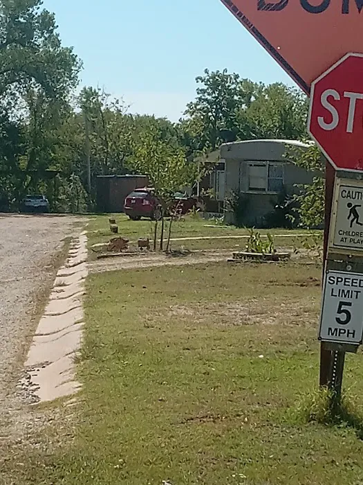 Highway 19 Mobile Home Park Picture 2