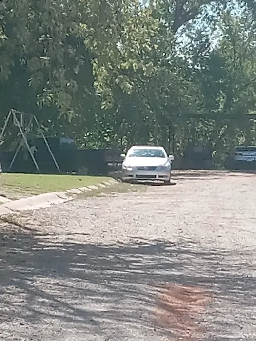 Highway 19 Mobile Home Park Picture 4