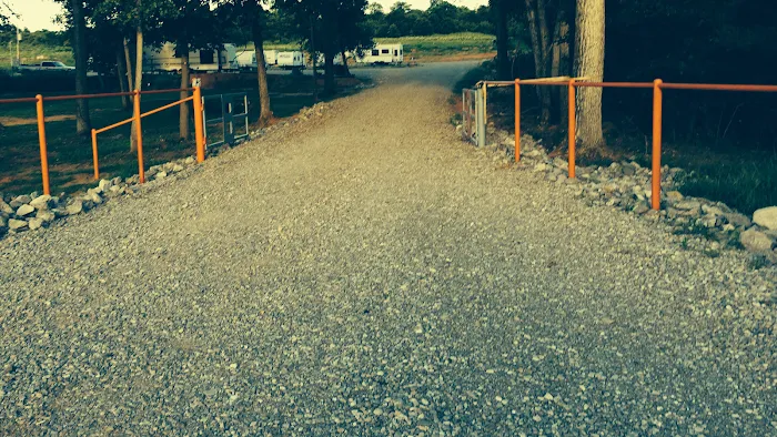 Broken Spoke RV Park Picture 3