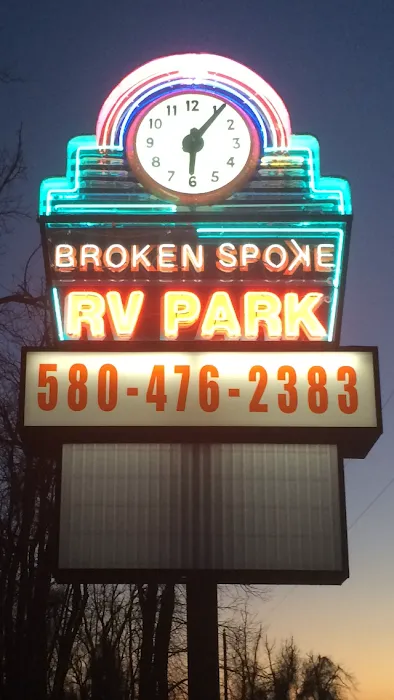 Broken Spoke RV Park Picture 10