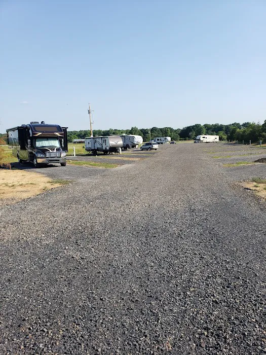 Mena RV Park Picture 9