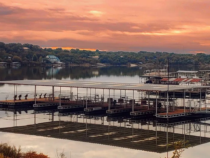 Wall's Ponderosa RV Park & Marina Picture 3