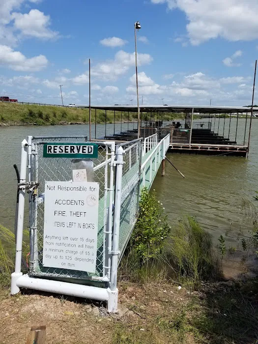 Wall's Ponderosa RV Park & Marina Picture 1