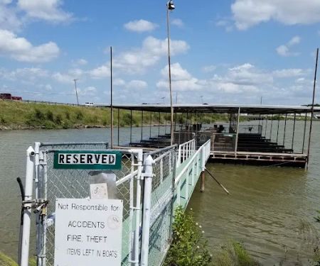 Wall's Ponderosa RV Park & Marina