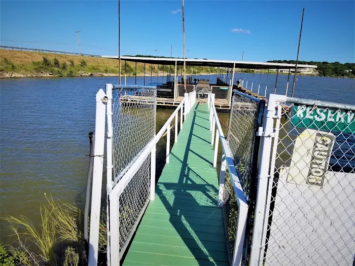 Wall's Ponderosa RV Park & Marina Picture 9