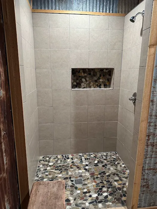 Cedar Stays RV Park Picture 5