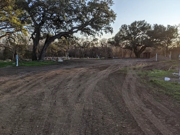 6 Oaks Tiny Home (and RV Park) Picture 2