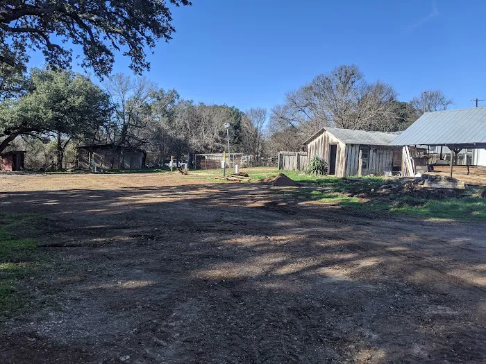 6 Oaks Tiny Home (and RV Park) Picture 3