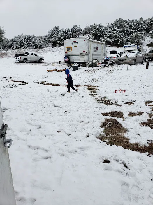 Spicewood Square R.V. Park Picture 4