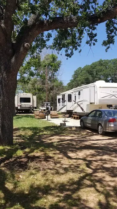 Bluebonnet Cove Casitas & RV Park Picture 7