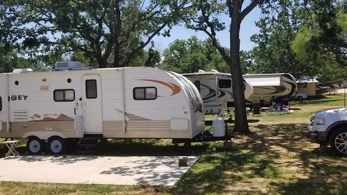 Bluebonnet Cove Casitas & RV Park Picture 4