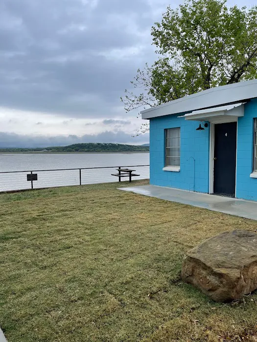 Hi-Line Lake Resort Picture 3