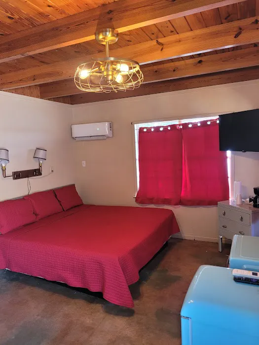 Hi-Line Lake Resort Picture 8